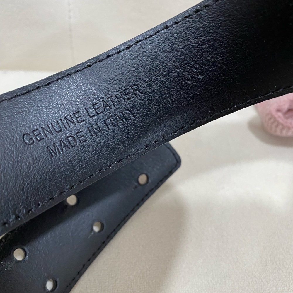 NEW🔥Moschino Leather Belt - Picture 5 of 8